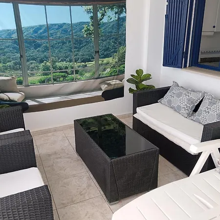 Apartamento Ada Calypso Apartamento, Frente Al Mar Y Castillo
